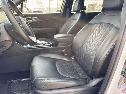 Used 2024 Kia Sportage X-Line w/ X-Line Premium Package image 11