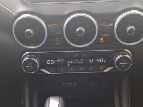 Certified 2021 Nissan Sentra SR w/ SR Premium Package image 14