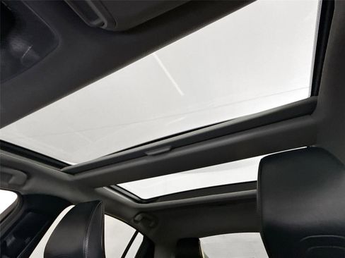 Certified 2024 Toyota Prius Limited image 6