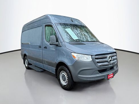 Used 2019 Mercedes-Benz Sprinter 144 image 7
