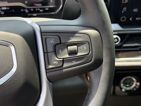 Used 2024 GMC Sierra 1500 Elevation AWD/4WD image 16
