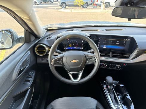 New 2026 Chevrolet Trax LT w/ Driver Confidence Package FWD image 36