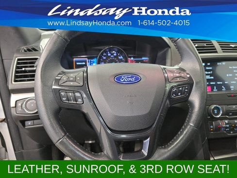 Used 2018 Ford Explorer XLT w/ Equipment Group 202A FWD image 14