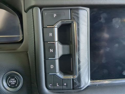 Used 2023 GMC Yukon Denali image 9