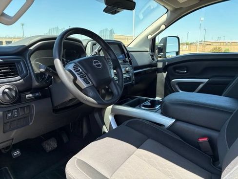Certified 2024 Nissan Titan SV w/ SV Convenience Package RWD image 11