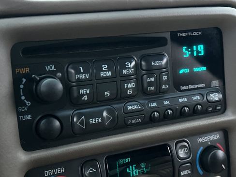 Used 2003 Chevrolet Corvette Coupe w/ Preferred Equipment Group image 17