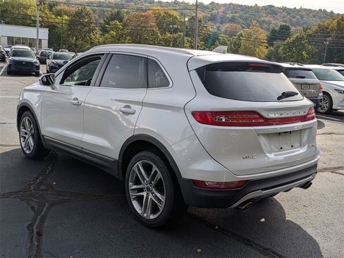 Used 2017 Lincoln MKC Reserve w/ Lincoln MKC Climate Package image 4