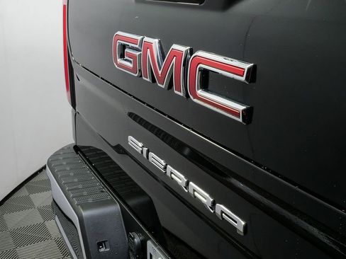 New 2026 GMC Sierra 1500 SLT w/ SLT Convenience Package image 36