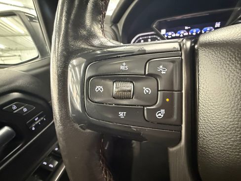 Used 2021 GMC Sierra 1500 AT4 w/ AT4 Value Package AWD/4WD image 17