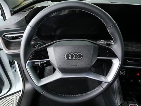 New 2025 Audi Q5 Premium Plus image 9