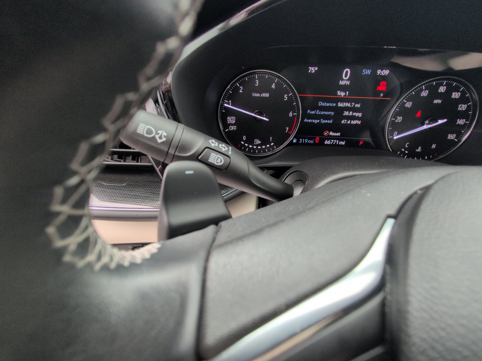 Used 2022 Buick Envision Essence w/ Safety Package FWD image 18