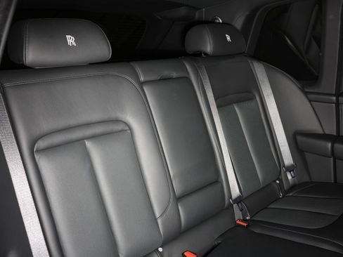 Used 2019 Rolls-Royce Cullinan image 7