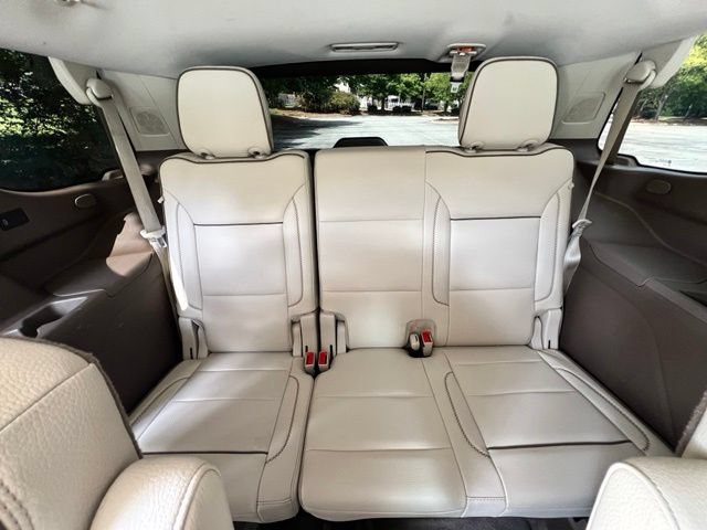 Used 2021 GMC Yukon Denali w/ Denali Premium Package AWD/4WD image 30