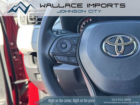 Used 2023 Toyota RAV4 XLE image 20