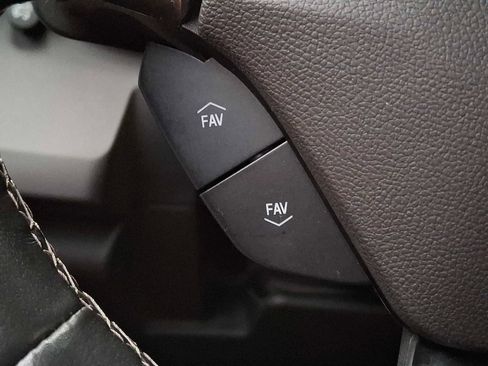 Used 2021 Chevrolet Camaro LT RWD image 19