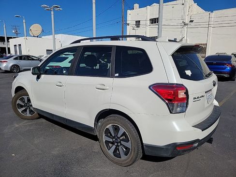 Used 2018 Subaru Forester 2.5i Premium image 5