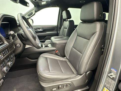 Certified 2023 Chevrolet Tahoe Z71 w/ Luxury Package AWD/4WD image 5