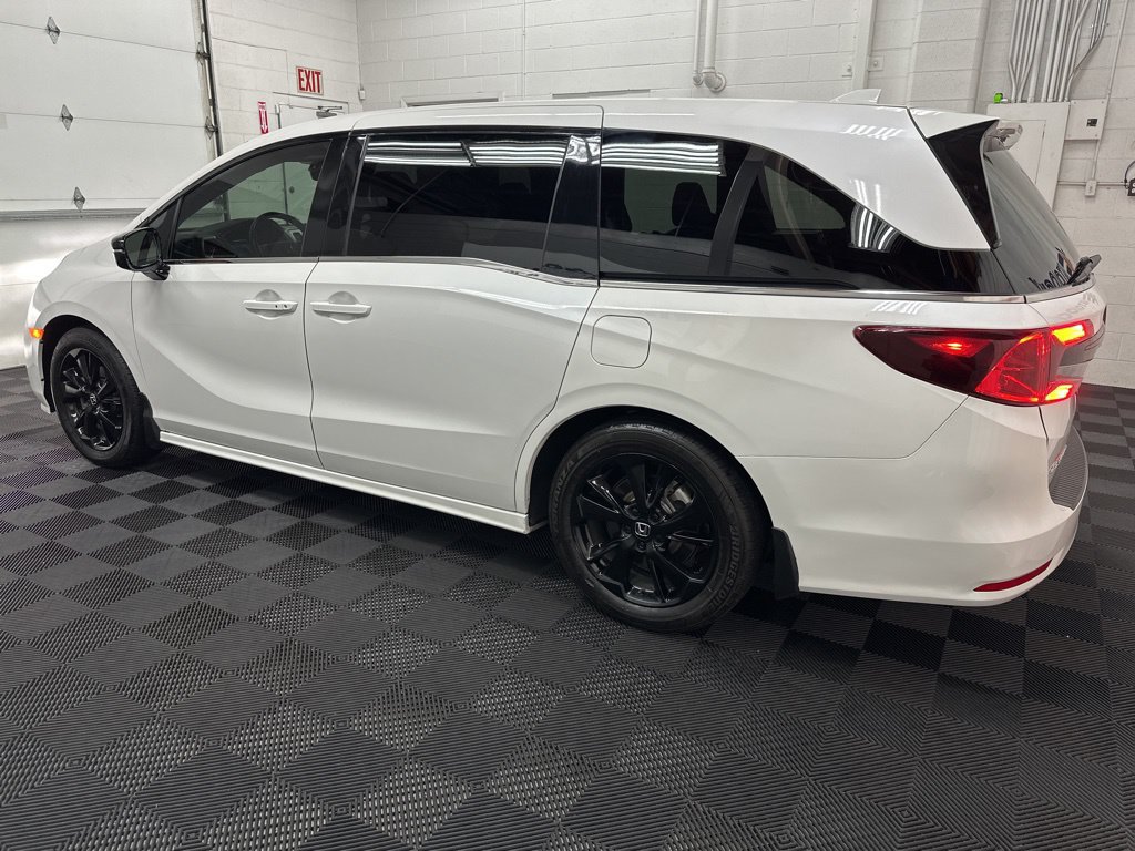Used 2024 Honda Odyssey Sport image 6