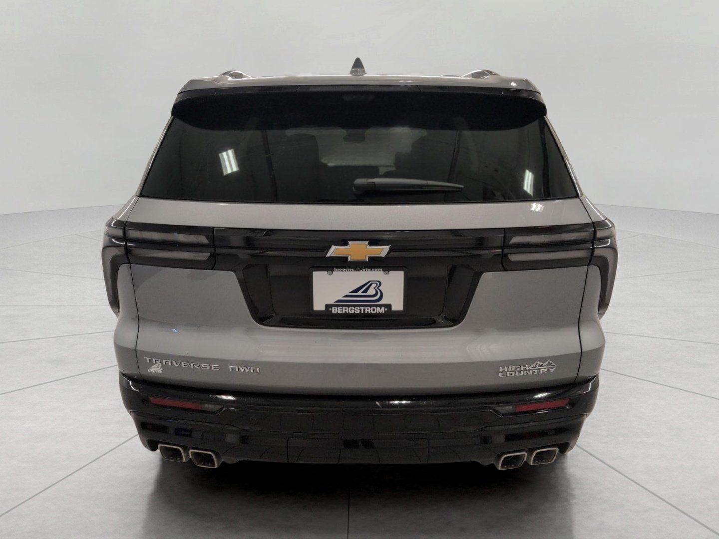 Used 2026 Chevrolet Traverse High Country w/ LPO, Floor Liner Package AWD/4WD image 25