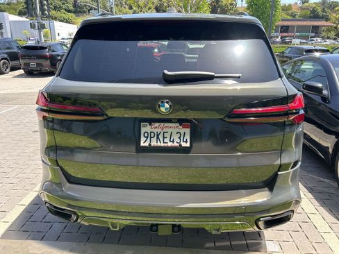 Used 2025 BMW X5 xDrive40i w/ Executive Package image 5