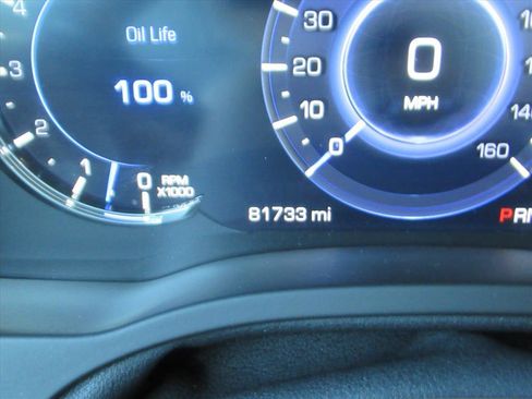 Used 2017 Cadillac Escalade Platinum image 41