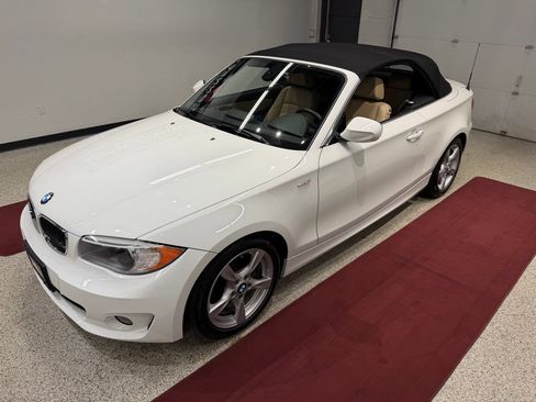 Used 2012 BMW 128i Convertible RWD image 54