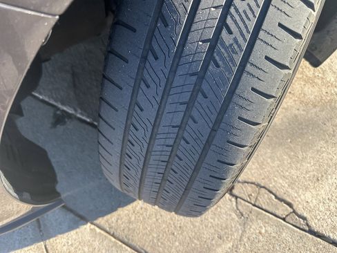 Used 2021 Toyota Sienna XLE image 12