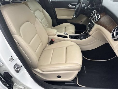 Used 2018 Mercedes-Benz GLA 250 image 15