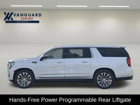 Used 2023 GMC Yukon XL Denali w/ Denali Reserve Package image 4
