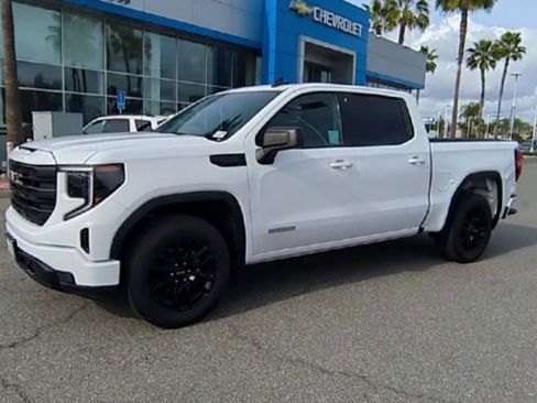 Used 2022 GMC Sierra 1500 Elevation image 4