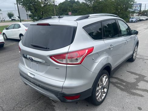 Used 2016 Ford Escape SE w/ SE Chrome Package FWD image 5