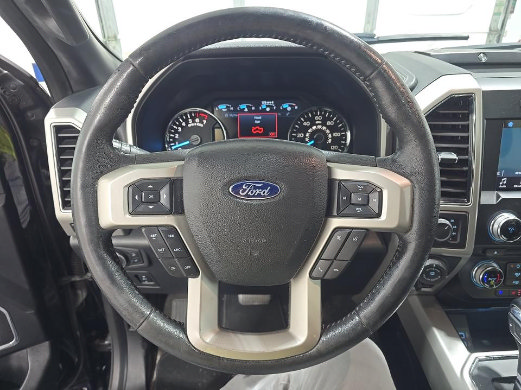 Used 2018 Ford F150 Lariat w/ Equipment Group 502A Luxury AWD/4WD image 3