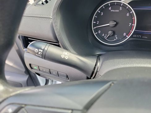 Used 2024 Nissan Sentra SV FWD image 26