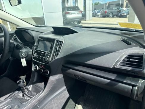 Used 2021 Subaru Crosstrek 2.0i AWD/4WD image 29