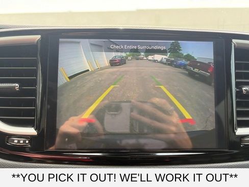 Used 2025 Chrysler Pacifica Select FWD image 15