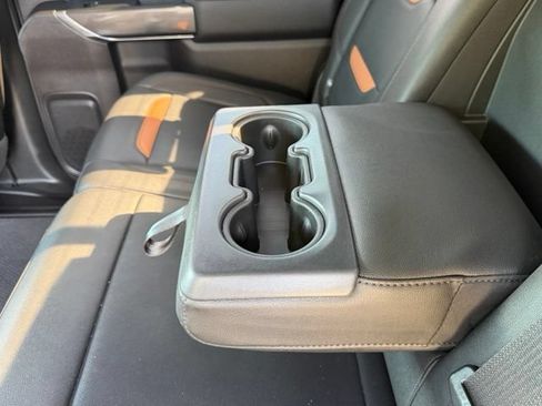 Used 2021 GMC Sierra 1500 AT4 AWD/4WD image 18