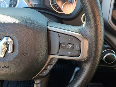 Used 2024 RAM 2500 Tradesman w/ Chrome Appearance Group image 21