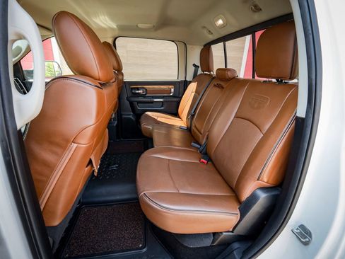 Used 2013 RAM 1500 Laramie Longhorn w/ Convenience Group AWD/4WD image 31