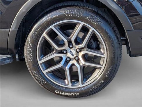 Used 2018 Ford Explorer Sport w/ Equipment Group 401A image 21