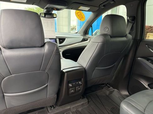 Used 2023 Buick Enclave Essence w/ Experience Buick Package image 20
