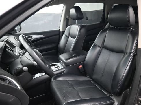 Used 2019 Nissan Pathfinder SL AWD/4WD image 20