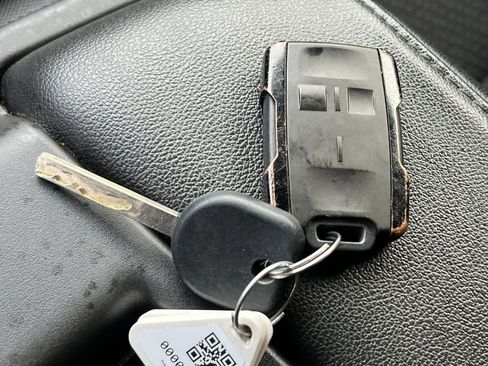 Used 2020 Chevrolet Silverado 1500 Custom Trail Boss w/ Custom Convenience Package image 27