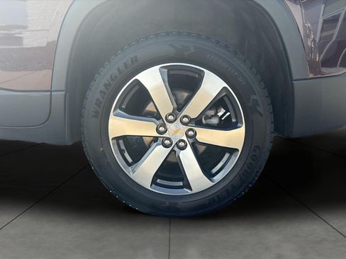Used 2018 Chevrolet Traverse LT AWD/4WD image 11