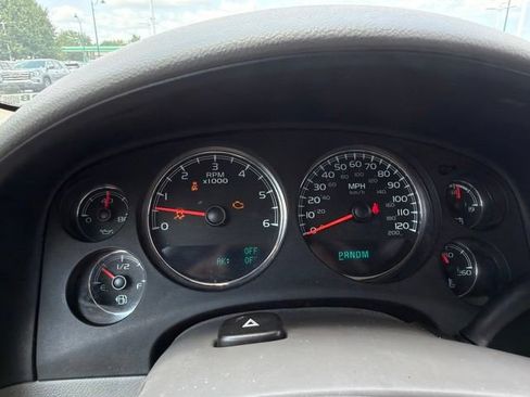 Used 2012 GMC Yukon XL SLT w/ SLT-2 Equipment Package AWD/4WD image 29