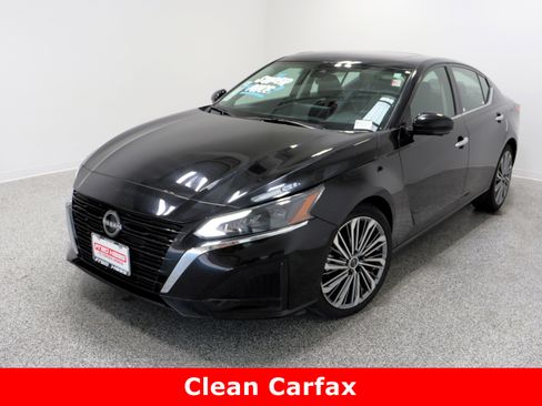 Used 2023 Nissan Altima 2.5 SL image 2