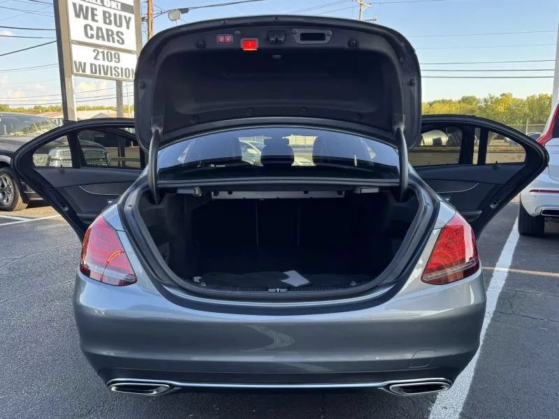 Used 2020 Mercedes-Benz C 300 Sedan image 13