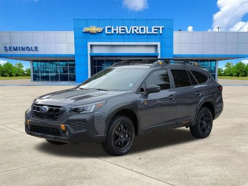 Used 2025 Subaru Outback Wilderness AWD/4WD image 2