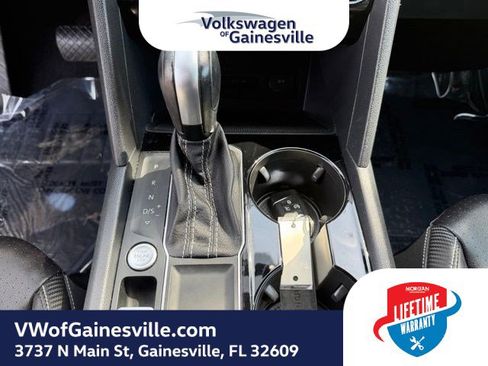 Used 2023 Volkswagen Atlas Cross Sport SE FWD image 27