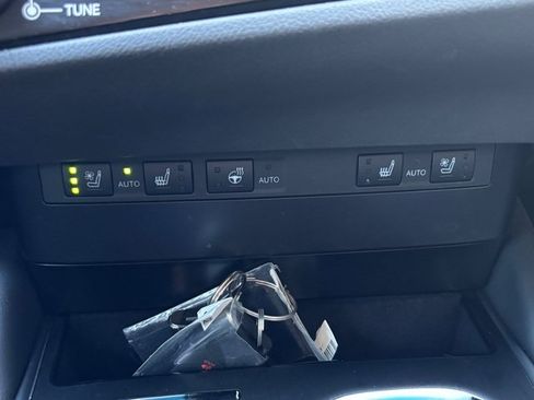 Used 2024 Lexus ES 300h w/ Premium Package FWD image 44