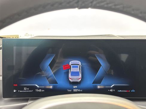 New 2026 BMW 330i xDrive Sedan w/ M Sport Package image 28